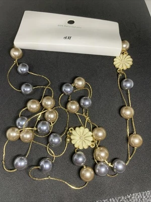 Collar H&M Perla y Esmalte Margarita Tono Dorado Foto 1 de 3