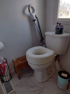 NEW Raised Toilet Seat Riser 5" for Seniors – Round Fit No Tools 300 lb Limit - Picture 1 of 13