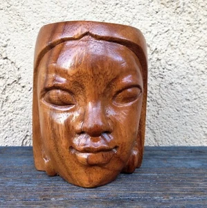 MID CENTURY GENUINE MONKEY POD WOOD HALA KAHIKI WAHINE FACE HANDCRAFTED MUG - Picture 1 of 12