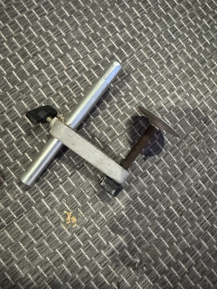 Hitachi C10FCH 10in Compound Miter Saw Hold Down - Image 1 of 1