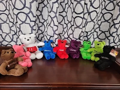 Lote Beanie Bears WWE. Total de 9.  Foto 1 de 4