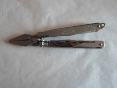 CUCHILLOS BUCK 350 MINIBUCK BUEN ESTADO POR SER USADOS, PLATEADOS Foto 1 de 4