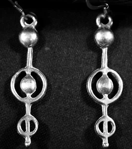 Crop Circle earrings - Shaft Pictogram – Alton Barnes, England - Picture 1 of 2