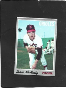 1970 Topps MLB # 20 Dave McNally - Picture 1 of 2