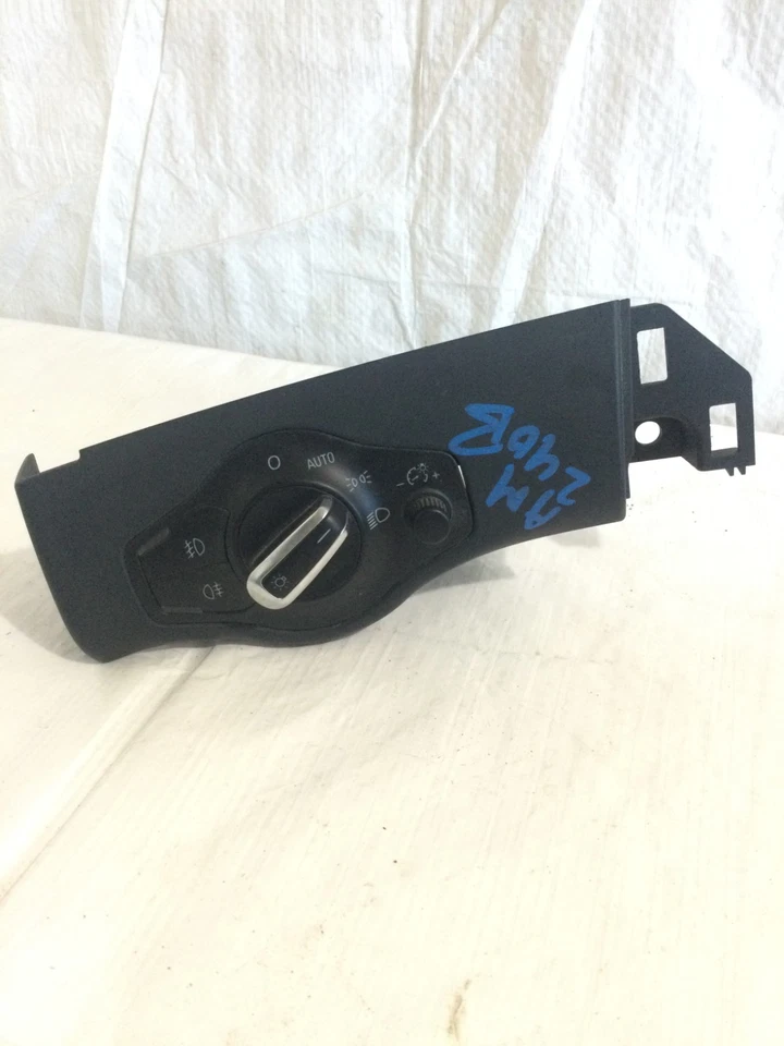 2013 Audi A4 2.0L Headlight Headlamp Switch OEM 8K0941531 Foto 1 de 4