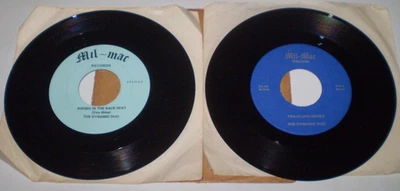 (2) DEEP GOSPEL 45 's THE DYNAMIC DUO MIL-MAC Baltimore MD RPEOPLE ARE TALKING - Image 1 of 4
