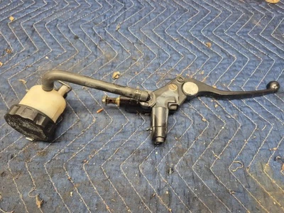 Kawasaki Ninja ZX-7 ZX7R ZX7-R 750 1994 cilindro maestro de freno delantero y palanca Foto 1 de 4