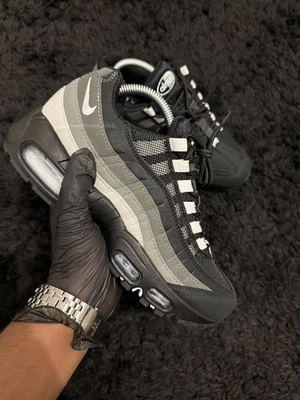 Cheapest!!! Nike Air Max 95 Grey Black UK 9 – Brand New No Box – 24 hour 📦 - Image 1 of 4