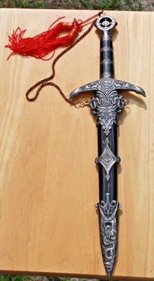 Espada corta daga medieval conde de Huntington Robin de Loxley con joyas. 18" Foto 1 de 4