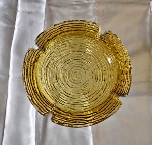 Posacenere vintage in vetro ambrato - base testurizzata | 6,25" - Foto 1 di 15