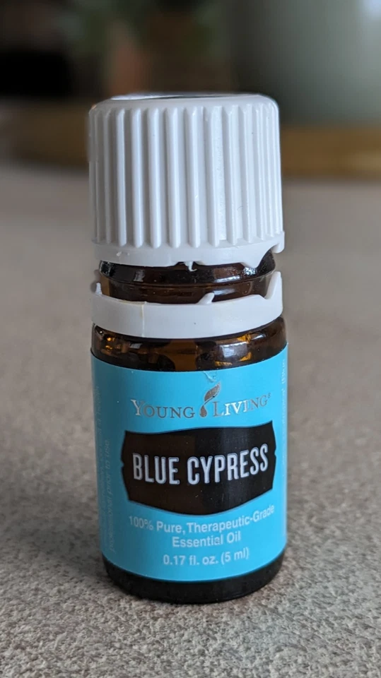 Эфирное масло Young Living BLUE CYPRESS 5 мл 70% полное - Изображение 1 из 1