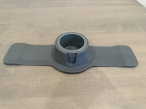 Getränkehalter für Sofa; CouchCoaster; enthält Flaschen-/Dosenadapter; grau - Bild 1 von 7