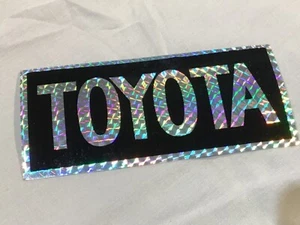 Vintage 1970’s TOYOTA Prisma Metallic Reflective Rainbow AUFKLEBER Auto LKW DECAL - Bild 1 von 4