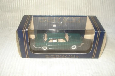 ELIGOR 1337 :  BMW 2000 vert foncé - boîte d'origine - Photo 1/4