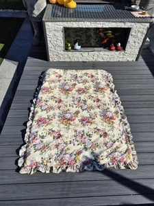 Vintage duvet cover 137 x 198cm (single) Has A Duvet In Makes Great Blanket - Picture 1 of 5
