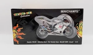 Minichamps Yamaha YZR-M1 Valentino Rossi Fiat Team MotoGP Estoril 1:12 - Foto 1 di 8