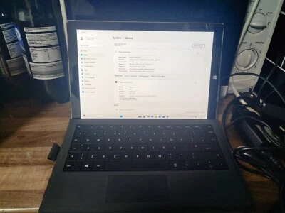 Microsoft Surface Pro 6 12.3" Screen, Intel Core i7-8650U 8GB RAM 256GB - Silver - Image 1 of 2