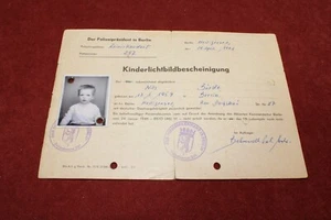 BRD Kinderausweis (Kinderlichtbildbescheinigung 1961 Berlin-Heiligensee - Picture 1 of 2