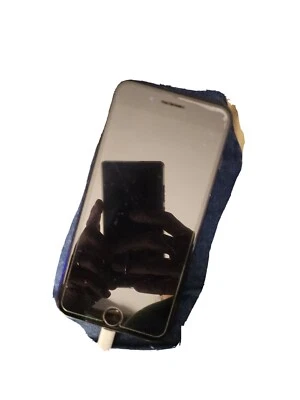 Apple iPhone 7 Plus — 128 Гб — золотой (Straight Talk) A1661 (CDMA + GSM) - Изображение 1 из 2