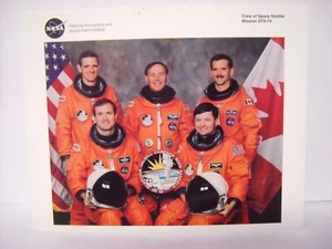8" x 10" Vintage Nasa Print Crew of Space Shuttle Mission STS-74 Astronaut Lot-B - Picture 1 of 10