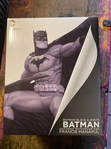 DC Comics Batman Black & White by Francis Manapul / Clayburn Moore 6” Statue #45 - Picture 1 of 4