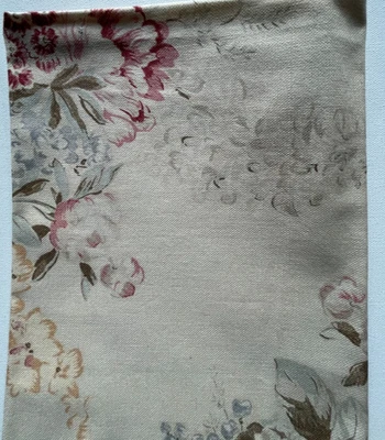 Ralph Lauren Angela Floral Crema Diseñador Tela Remanente 24"x24" Foto 1 de 3