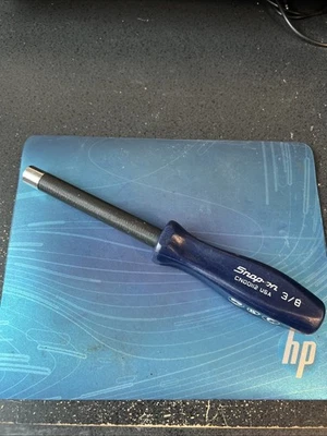 Destornillador de tuerca Snap On 3/8 1000v no conductor CNDD112 azul aislado eléctrico ⚡️ Foto 1 de 4