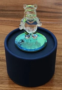 Disney Arribas kleine POOH Kristall Figur Walt Disney World farbiger Spiegelfuß - Bild 1 von 6