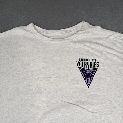 Camisa Golden State Valkyries Para Hombres XL Gris WNBA Baloncesto Gráfico Logo Atlético Foto 1 de 4