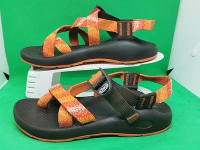 Sandálias femininas Chaco Z2 Yampa tamanho 7 regular marrom/laranja - Imagem 1 de 4