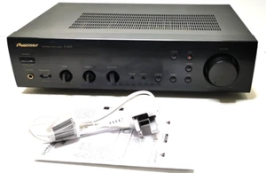 PIONEER A-203 Stereo Integrated Amplifier 40 watts - Picture 1 of 8