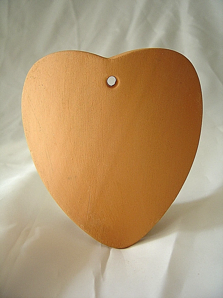 - SENZA MARCA/GENERICO – N.06 TEGOLE CUORE IN COTTO ROSSO DA CM.9 FATTE A MANO PER DECOUPAGE DECORAZIONE