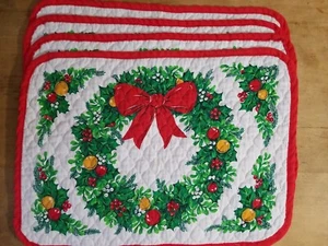 Vtg Christmas Placemats (4) GrannyCore Kitchen Wreath Home - Picture 1 of 7