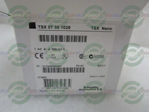TSX07301028 Schneider Telemacanique Modicon Module Via FEDEX/DHL - Picture 1 of 3
