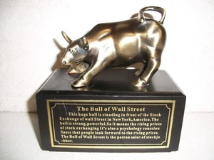 Bull Of Wall Street Statue NYC Stock Exchange Resin 5" Figure Market - Picture 1 of 2