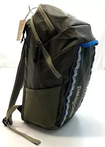 PATAGONIA Black Hole Pack 32L Backpack - #49302 - BASIN GREEN (BSNG) - Picture 1 of 7