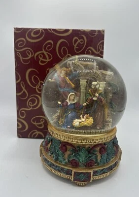 The San Francisco Music Box Company Snow Globe Christmas Nativity O Holy Night - Image 1 of 4