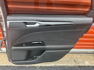 Оригинальная отделочная панель для правой двери переднего пассажира Ford Fusion 2013–2016 годов выпуска - Изображение 1 из 4