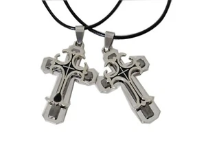 Collar Colgante de Triple Cruz de Acero Inoxidable con Cruz de Siria Occidental Adjunta - Imagen 1 de 5