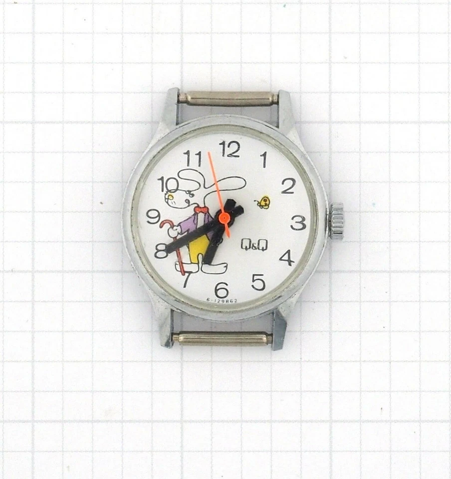 Reloj Personaje Conejo Blanco Cuerda Vintage para Piezas o Reparación por Q&Q Foto 1 de 2