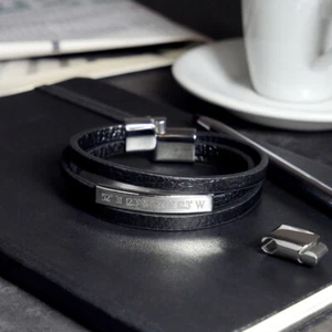 Gravado Herrenarmband mit Gravur Geokoordinaten - Leder Armband - Personalisiert - Bild 1 von 9