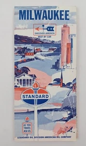 Mapa de calles vintage de Milwaukee Wisconsin 1966 Standard Oil Discover America  - Imagen 1 de 6