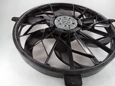 Jeep Grand Cherokee 1999-2003 4,0 L 389 conjunto de ventilador de refrigeración del radiador Foto 1 de 4