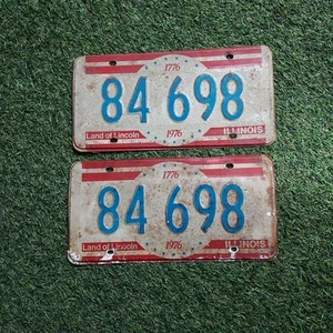 USA License Plate 200th Anniversary 1776-1976 Illinois Plate- set 2 plates - Picture 1 of 2