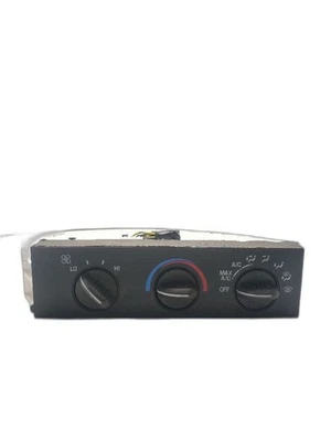 Tablero de control de temperatura montado con CA se adapta a 01-07 EXPRESS 1500 VAN 1252692 Foto 1 de 4
