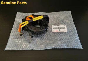 **GENUINE TOYOTA** Landcruiser Air Bag Clock Spring VDJ200 UZJ200 GRJ200 URJ202 - Picture 1 of 3