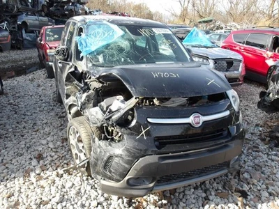 Driver Front Door Electric 4 Door L Model Fits 14-17 FIAT 500 2029512 - Imagem 1 de 4