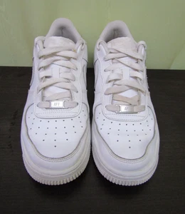 Nike Air Force 1 weiß 314192-117 Leder Sportschuhe Größe Jugend 6 Damen 7,5 - Bild 1 von 13
