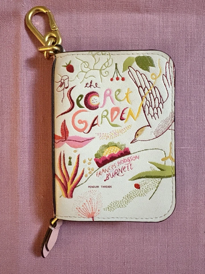 Rare kate spade The Secret Garden Out of Print Zipper Book Wallet Keyring - Image 1 of 4