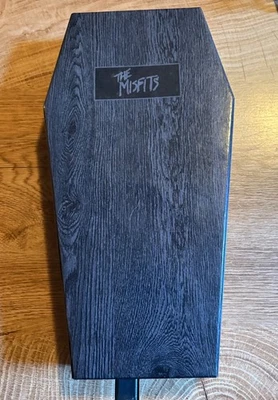 The Misfits Coffin Box Set Completo (CD, Feb-1996, 4 Discos, Folleto, Pin) Foto 1 de 3